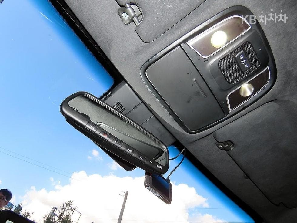 Киа Stinger2.0 Турбо 4x4 플래티넘 - 16