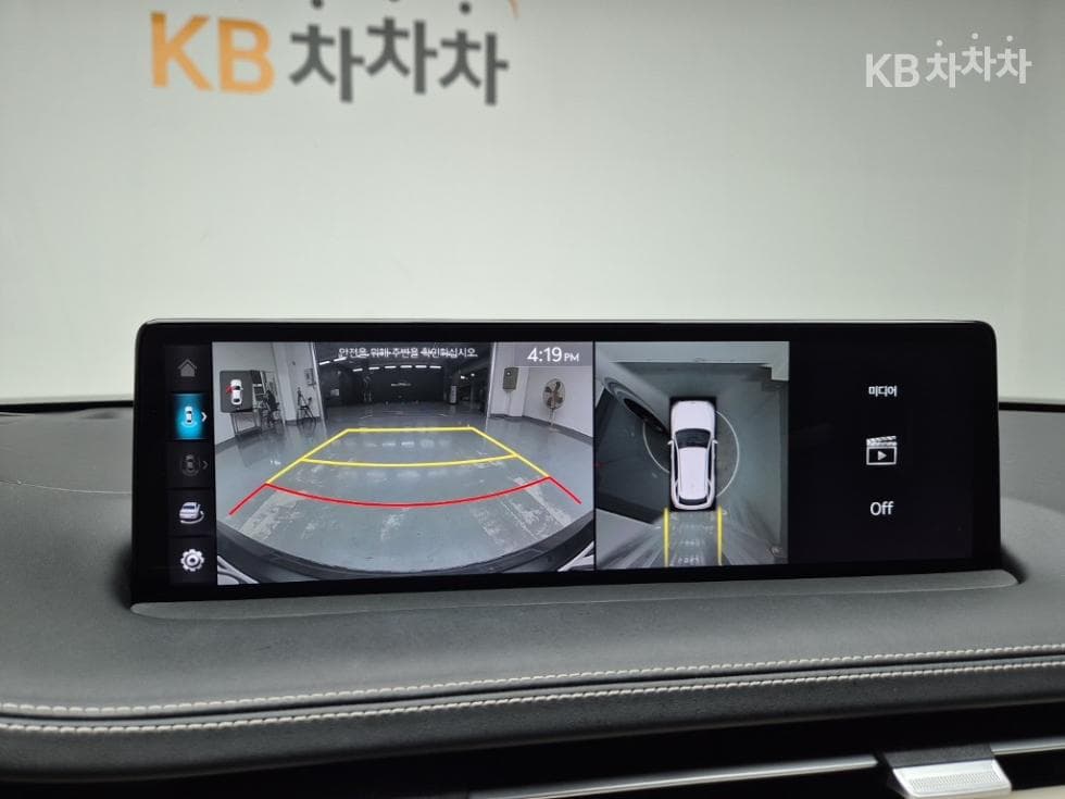 Дженезис GV70Бензин 2.5T AWD - 14