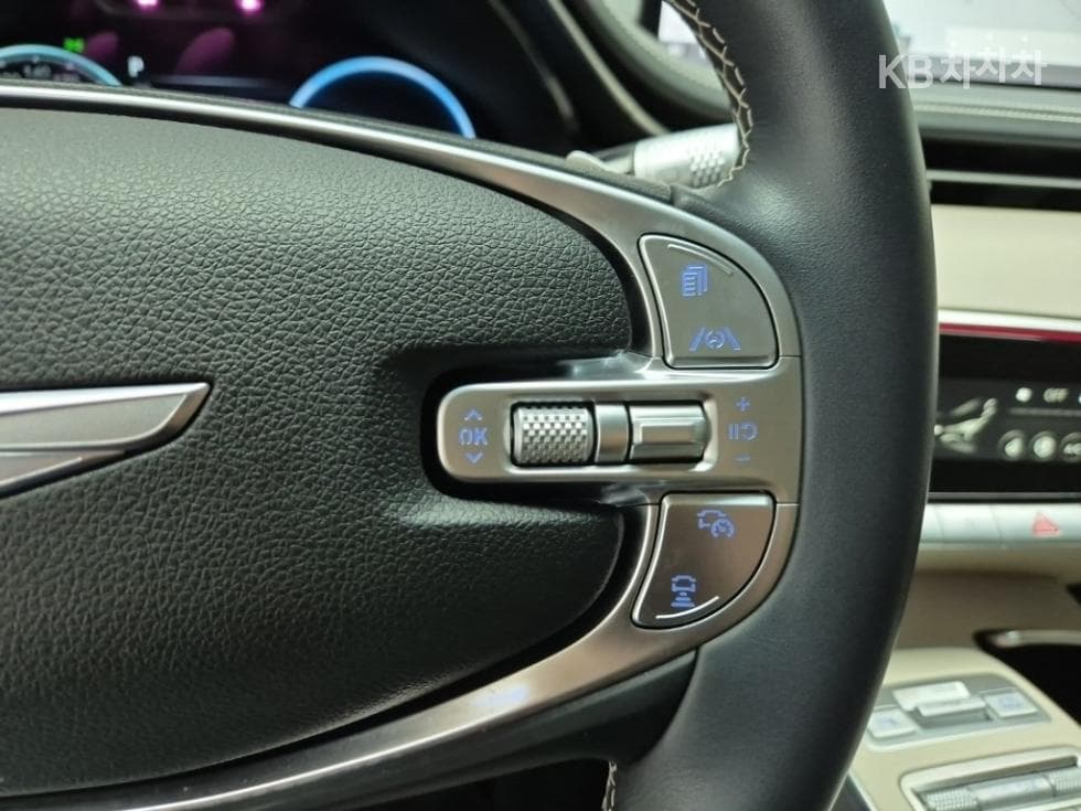 Дженезис GV70Бензин 2.5T AWD - 15