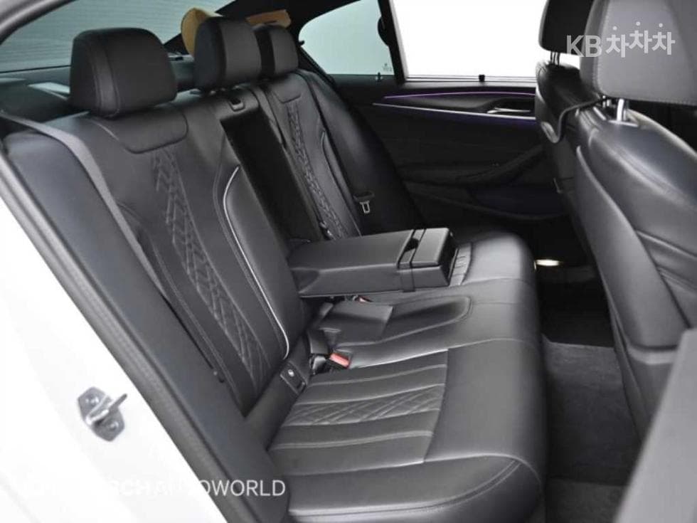 BMW 올Нов5 Серия (G30)523d xDrive M Sport - 12
