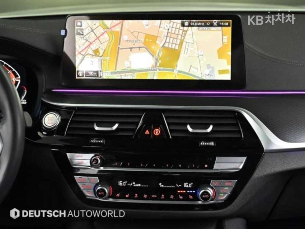 BMW 올Нов5 Серия (G30)523d xDrive M Sport - 14