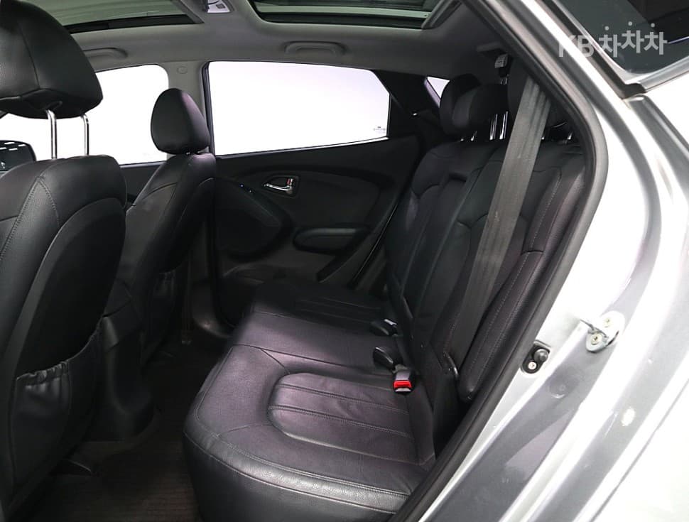 Хюндай ТуксонixДизел 2WD LX20 Смарт팩 - 17