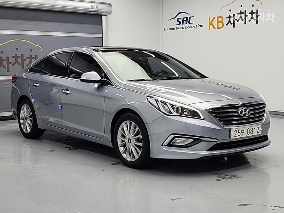 Hyundai LF Sonata 2.0 CarePlus - Image 4
