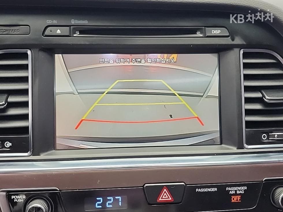 (25보0812)Hyundai LF Sonata 2.0 Care Plus - 17