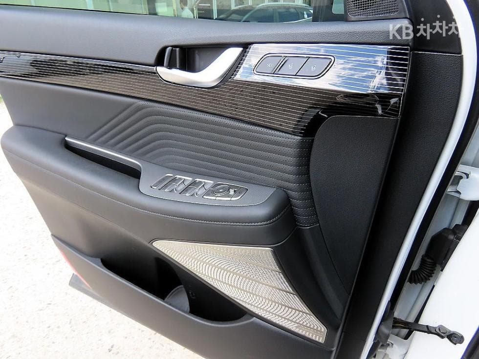 Хюндай The New (фейслифт) Palisade2.2 Дизел 2WD Calligraphy - 12