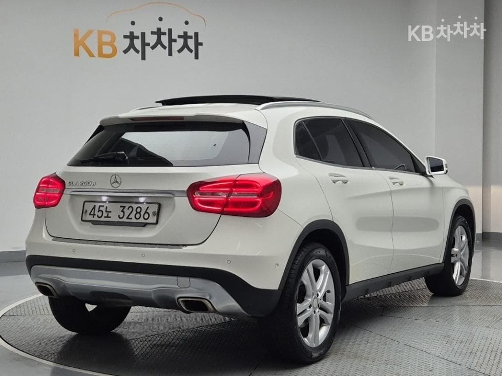 벤츠 GLA X156 GLA200 d - Image 4
