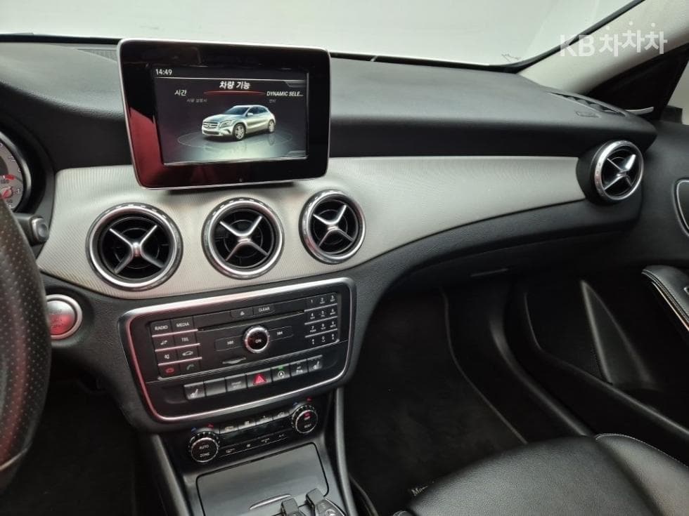 (45no3286)Mercedes-Benz GLA X156GLA200 d - 11