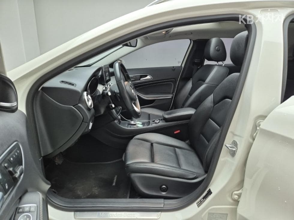 (45no3286)Mercedes-Benz GLA X156GLA200 d - 8