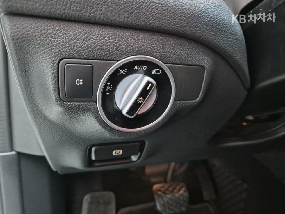 (45no3286)Mercedes-Benz GLA X156GLA200 d - 17