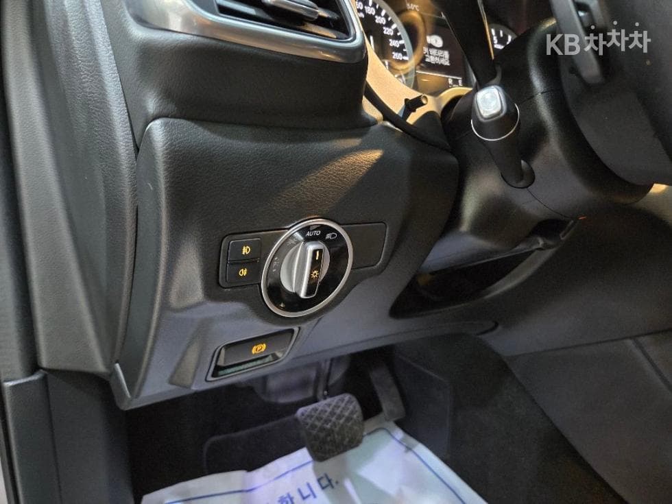 Местен피니티 Q302.0t ESSENTIAL - 14