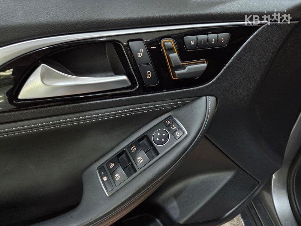 Местен피니티 Q302.0t ESSENTIAL - 15