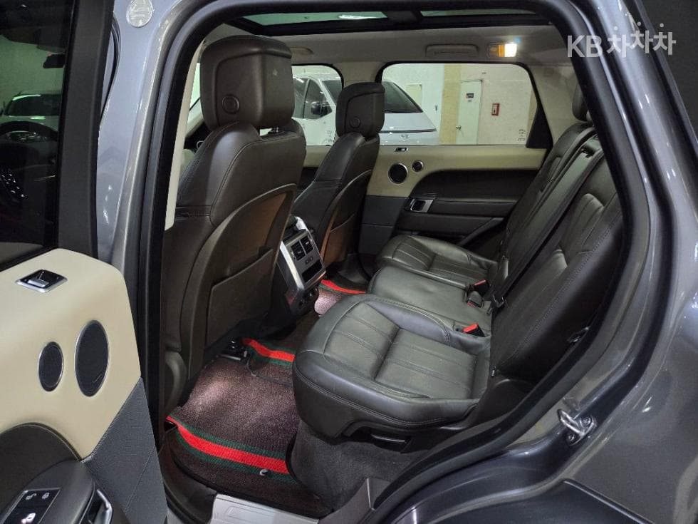 Land Rover Нов Рендж Ровер Спорт3.0 SDV6 HSE Динамик - 7