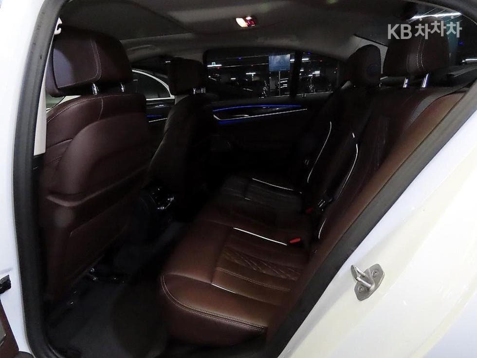 BMW 올New5 Series (G30)530i xDrive Luxury - 7