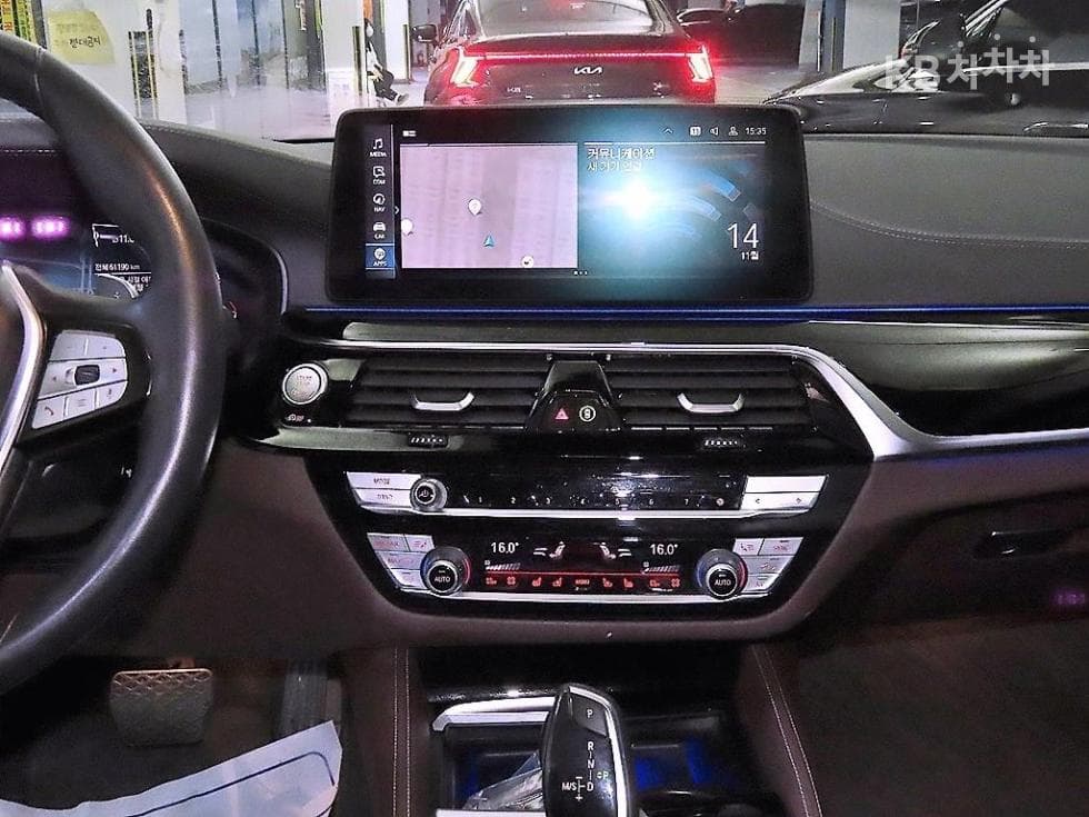 BMW 올New5 Series (G30)530i xDrive Luxury - 11