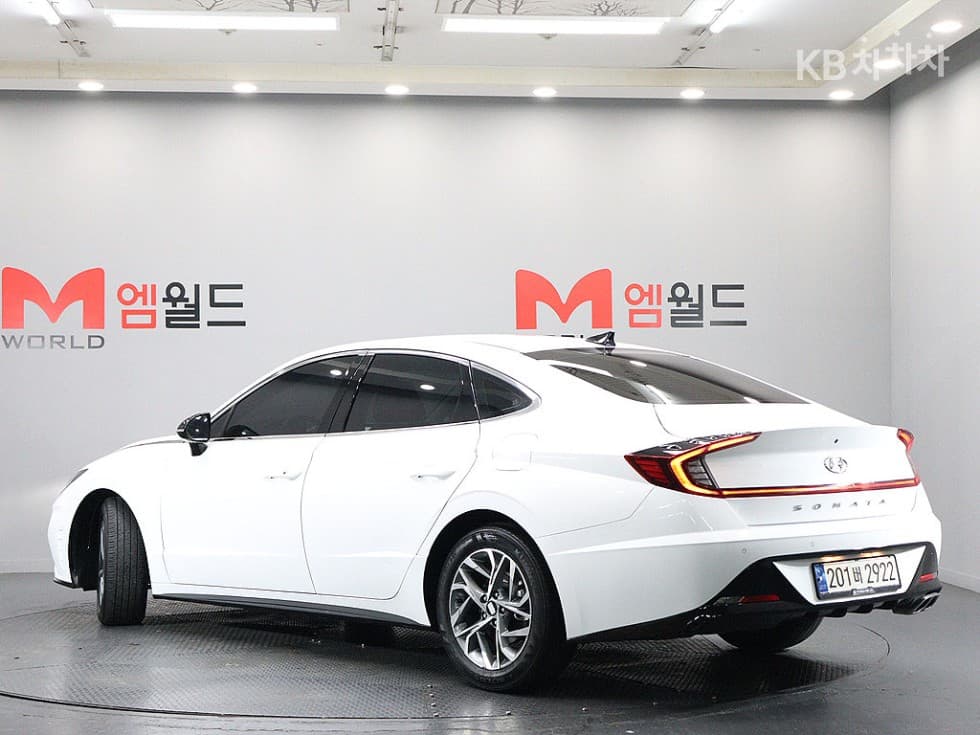 Хюндай Соната (DN8)1.6 T Premium Plus - 4