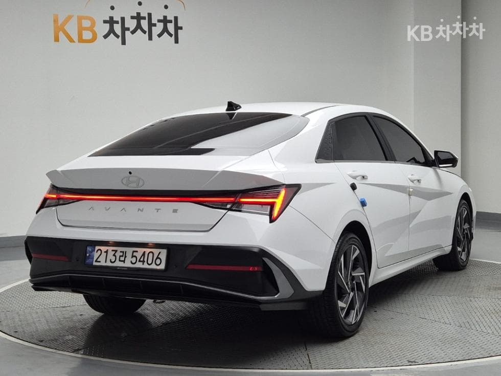 Хюндай The New (фейслифт) Avante (Elantra) (CN7)1.6 Бензин Inspiration - 3