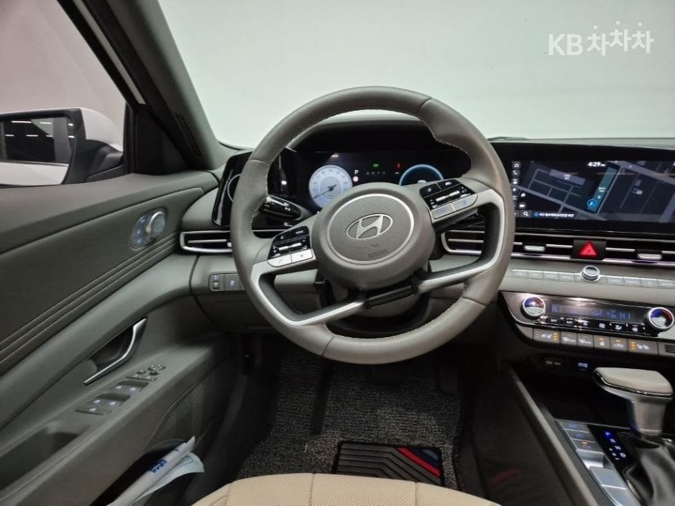 Хюндай The New (фейслифт) Avante (Elantra) (CN7)1.6 Бензин Inspiration - 9