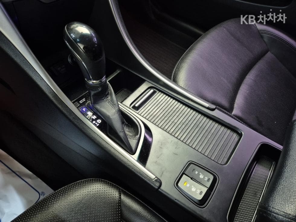 Хюндай YFСонатаY20 Лукс - 8