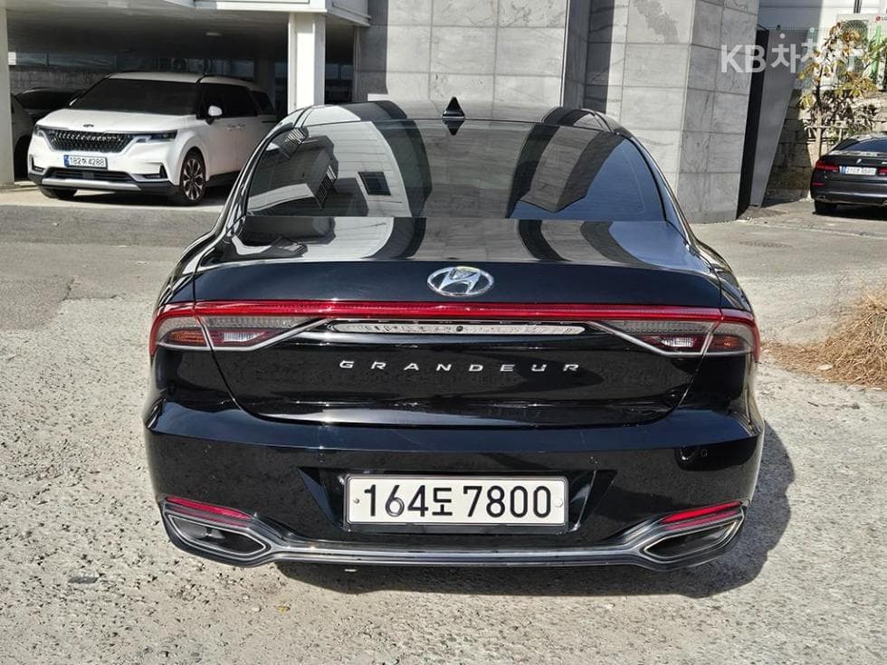 Хюндай The New (фейслифт) Grandeur (Azera)3.3 Premium 초이스 - 4