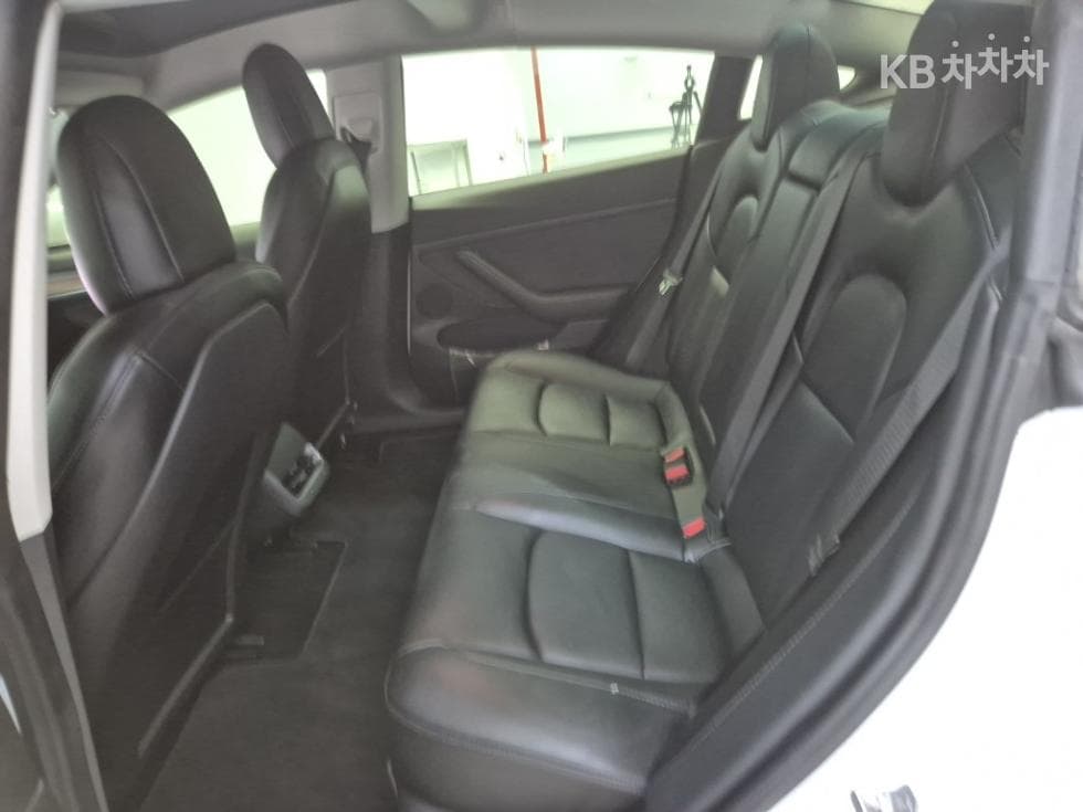 테슬라 Model 3Long Range - 12