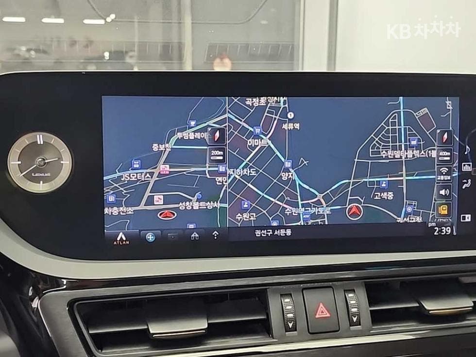 Lexus Нов 제너Рей (ван)션 ES300h Executive - 15