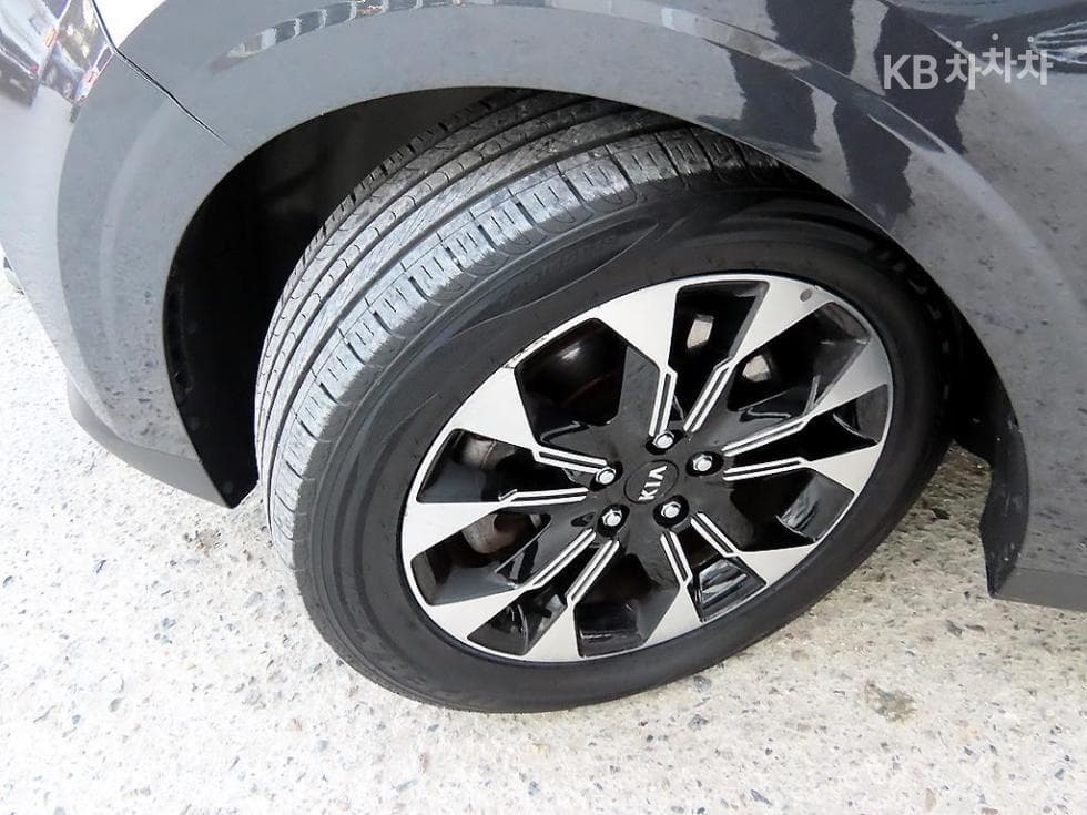 Kia Carnival 4th generationD2.2 7-seater (Limousine) Noblesse - 20