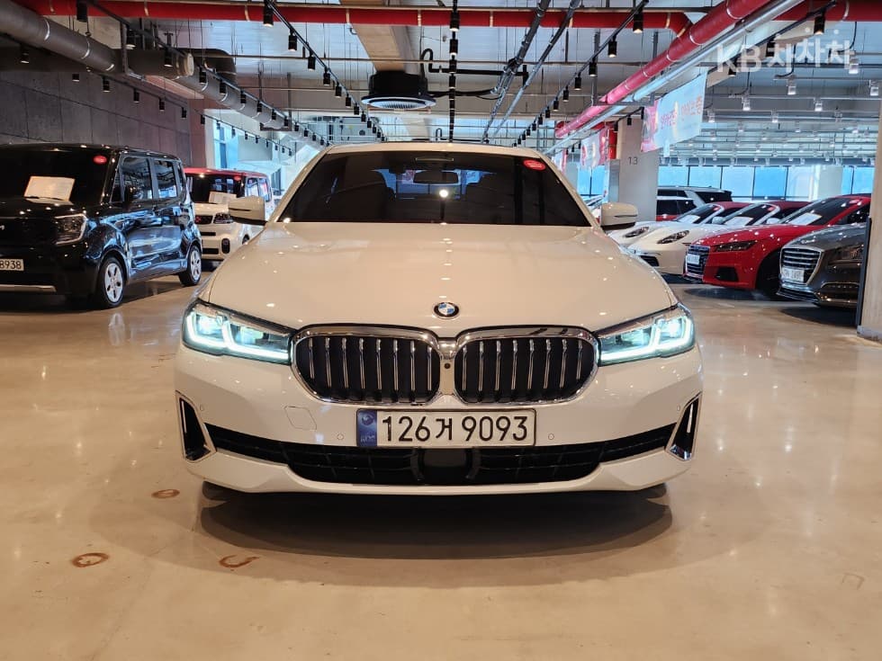 BMW 올New5 Series (G30)520i Luxury - 2