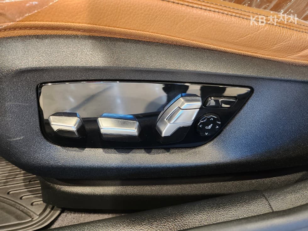 BMW 올New5 Series (G30)520i Luxury - 16