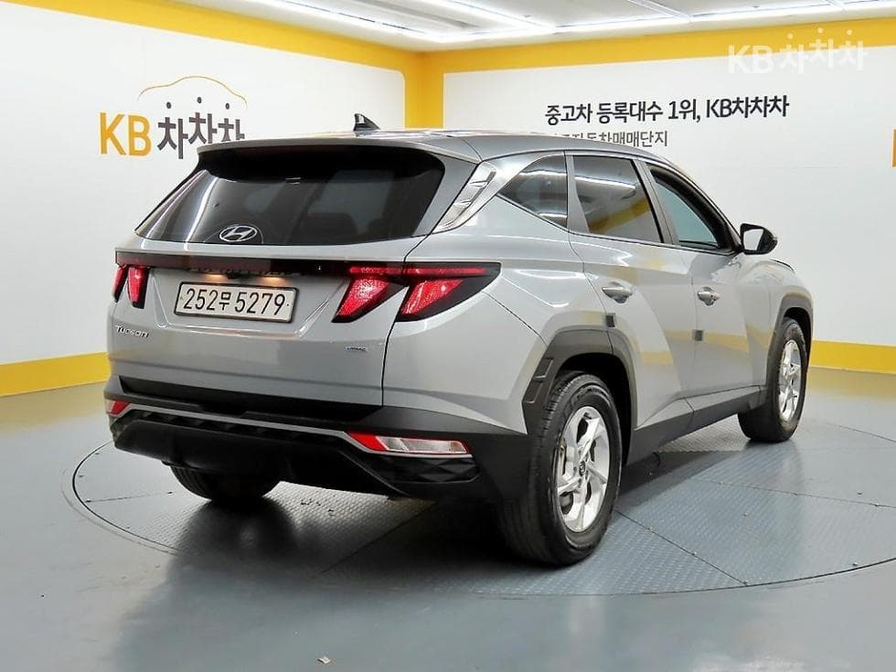Хюндай The All New Туксон(NX (Lexus SUV)4)Дизел 2.0 4x4 Modern - 4