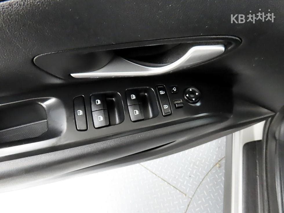 Хюндай The All New Туксон(NX (Lexus SUV)4)Дизел 2.0 4x4 Modern - 11