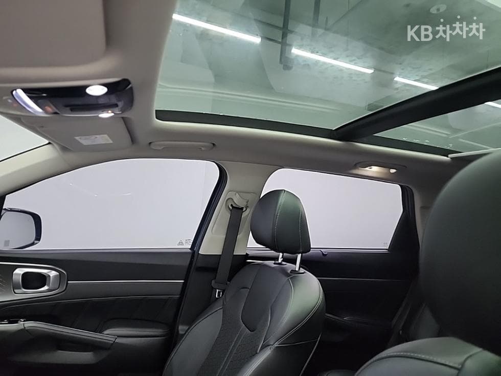 Киа The New (фейслифт) Sorento MQ42.2 Дизел 2WD Noblesse - 15