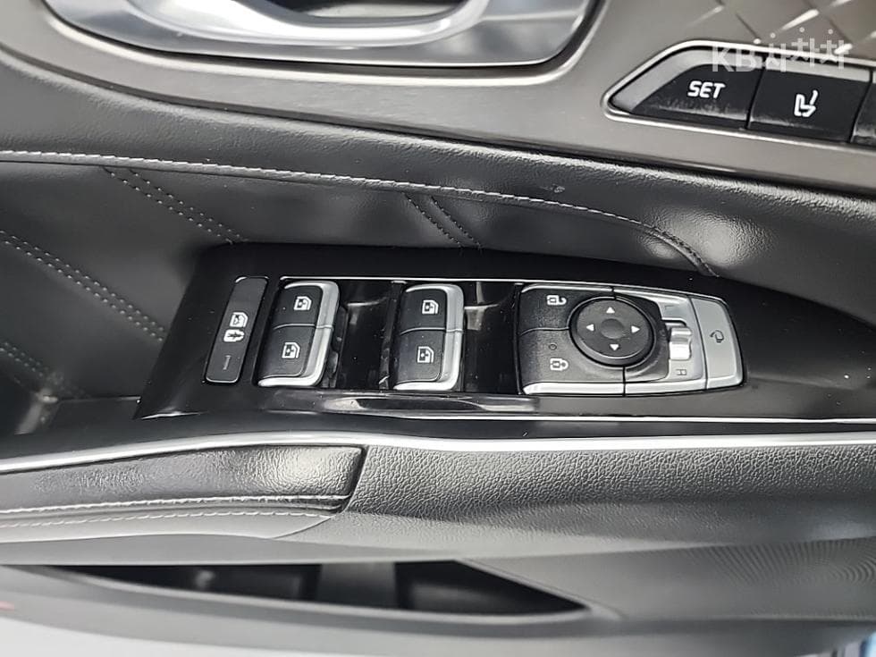 Киа The New (фейслифт) Sorento MQ42.2 Дизел 2WD Noblesse - 18