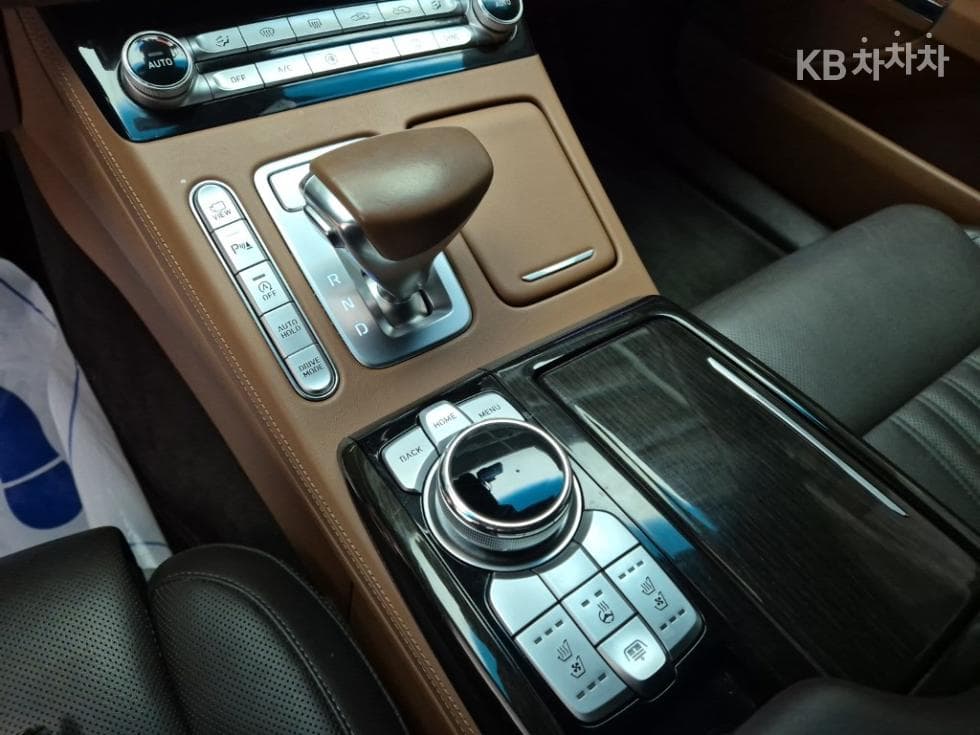 Genesis G903.8 GDi AWD Luxury - 8