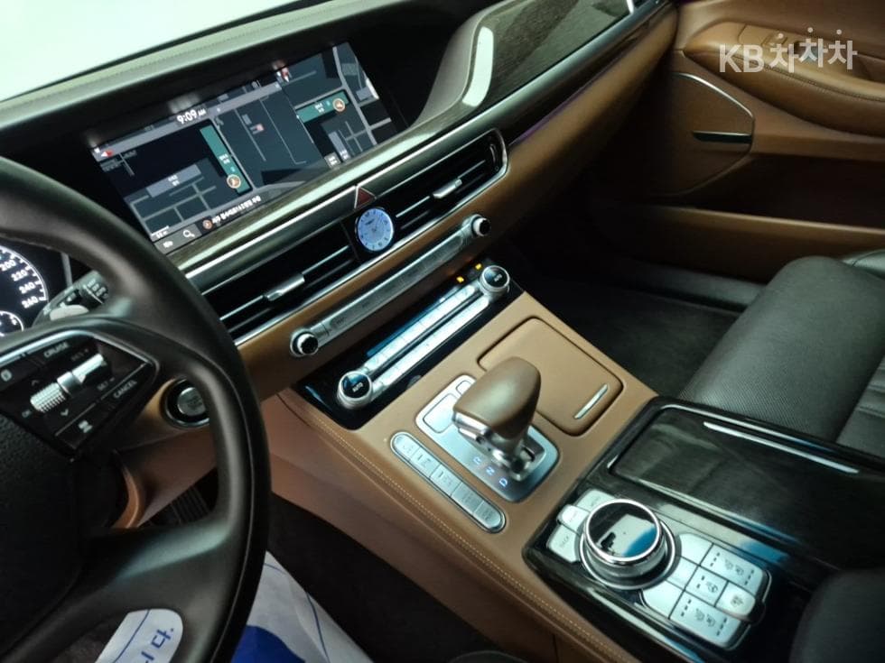 Genesis G903.8 GDi AWD Luxury - 10