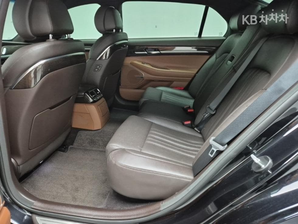Genesis G903.8 GDi AWD Luxury - 12