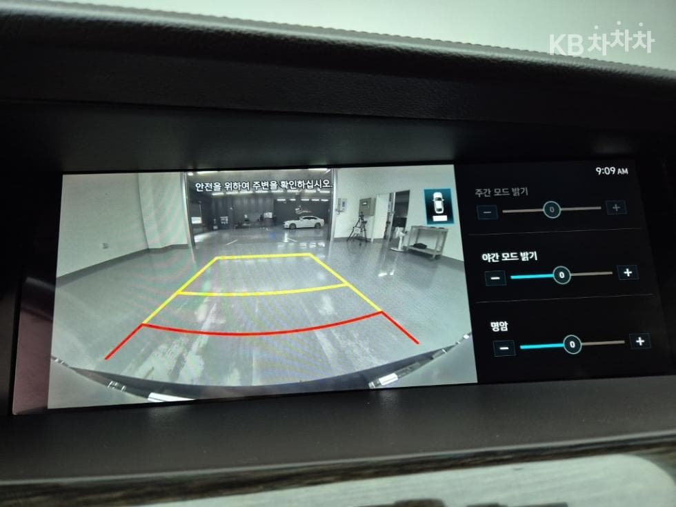 Genesis G903.8 GDi AWD Luxury - 14