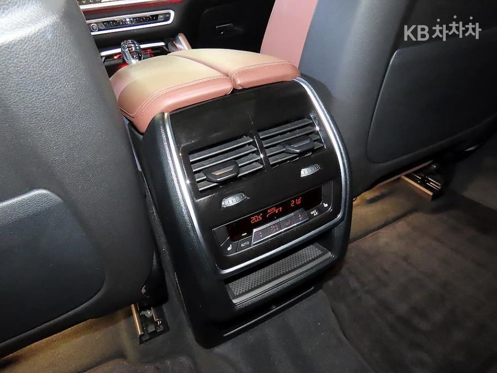 BMW X6(G06)xDrive 40i M Sport Package - 14