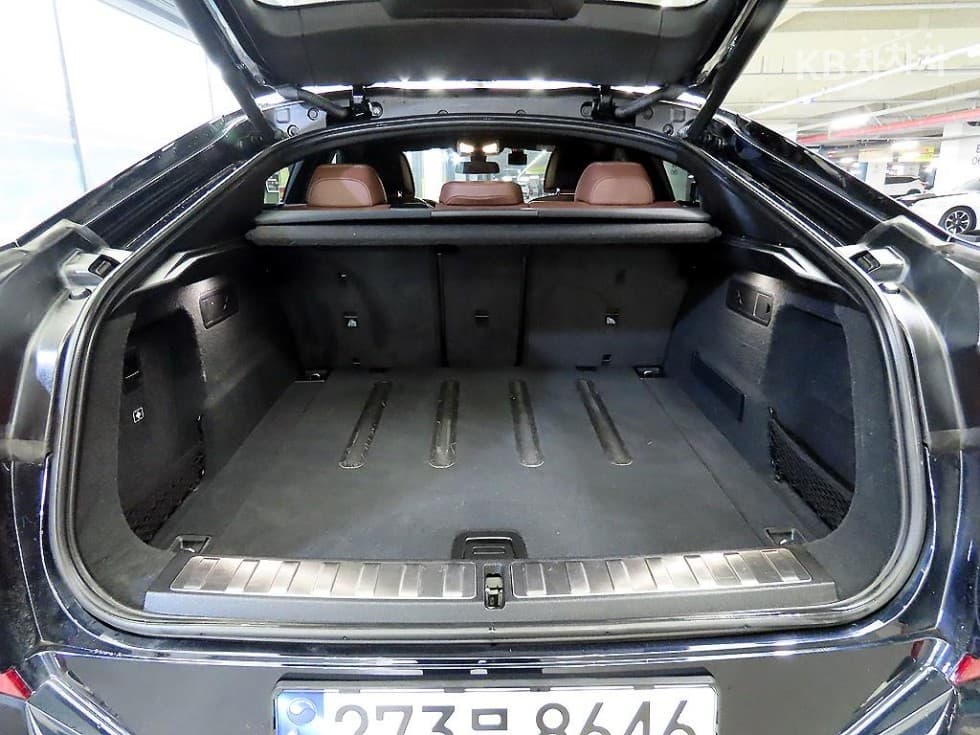 BMW X6(G06)xDrive 40i M Sport Package - 17