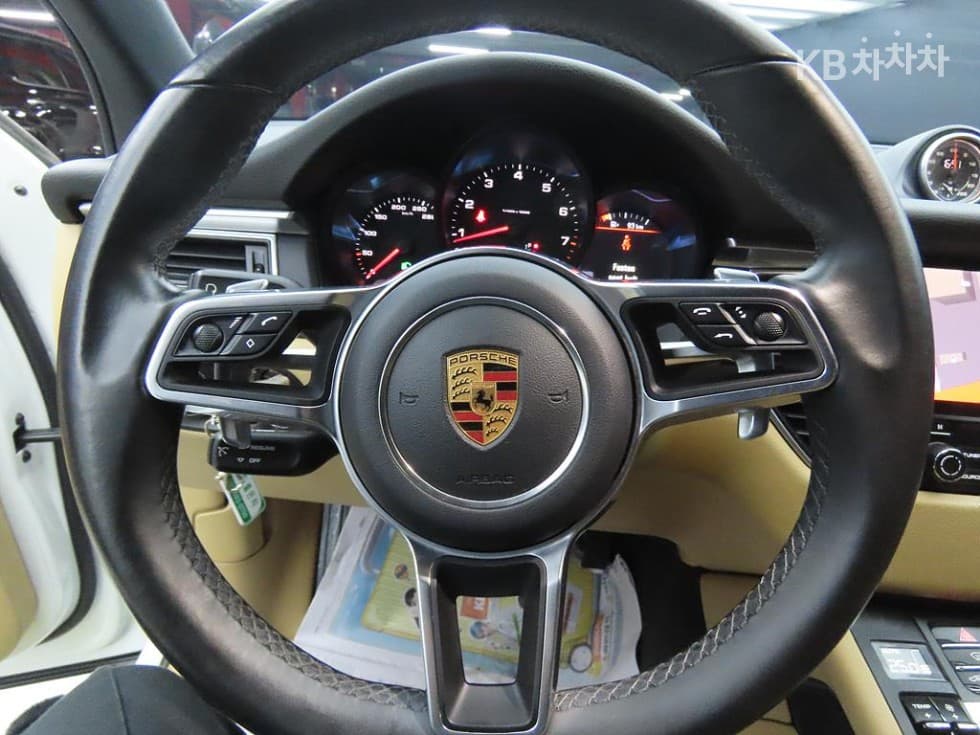 Porsche 마칸2.0 - 8