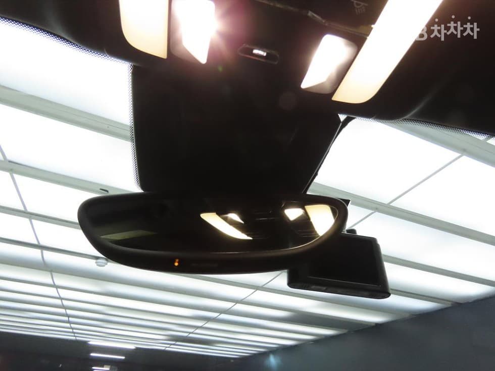 Porsche 마칸2.0 - 12