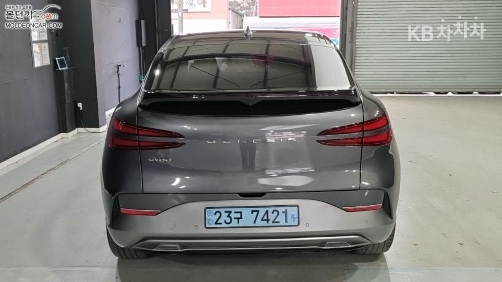 Дженезис GV60Стандартен 2WD Стандартен - 4