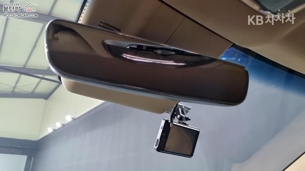 Дженезис GV60Стандартен 2WD Стандартен - 15