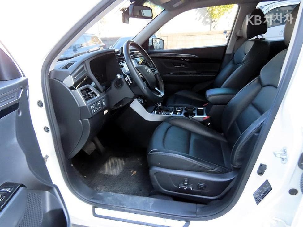 KG Mobility 뷰티플 코란도1.5 GDi Turbo 2WD C7 - 5