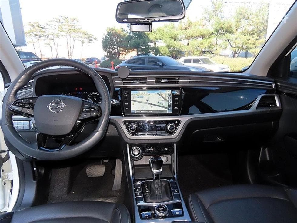 KG Mobility 뷰티플 코란도1.5 GDi Turbo 2WD C7 - 7