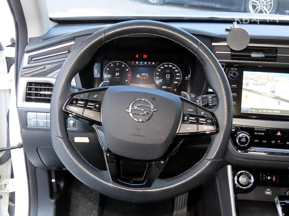 KG Mobility 뷰티플 코란도1.5 GDi Turbo 2WD C7 - 8