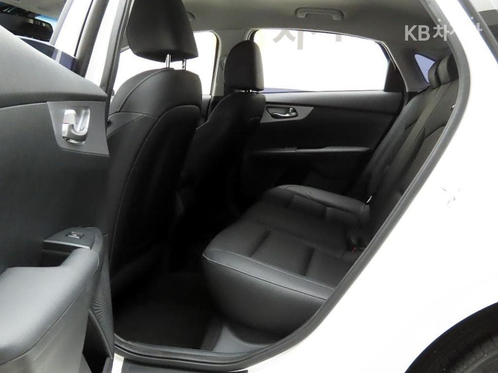 Kia The New (facelift) K3(BD)1.6 Gasoline Prestige - 14