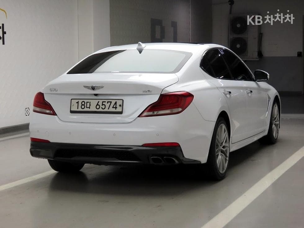 Genesis G702.0T Elite - 4