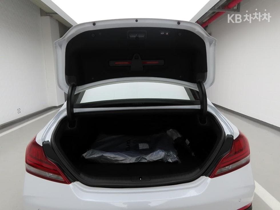 Genesis G702.0T Elite - 14