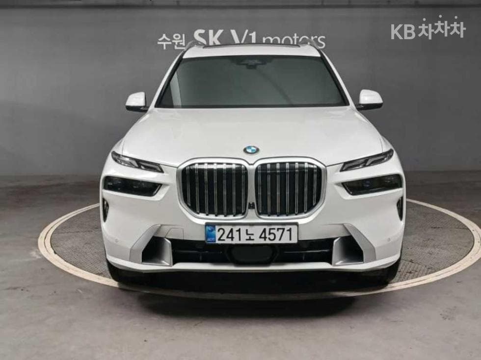 BMW X7(G07) xDrive 40i M Sport - Image 1