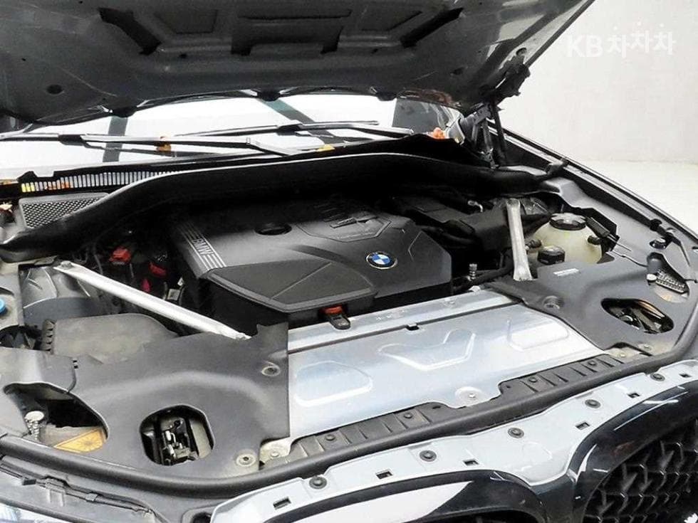 BMW New X4 (G02)xDrive 20i xLine - 18